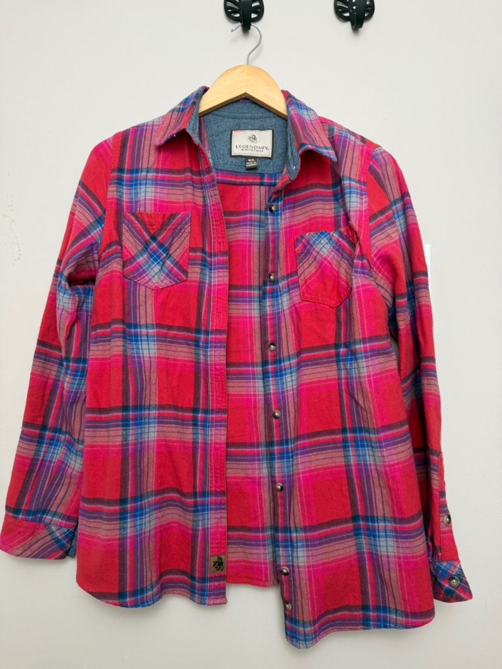 Legendary Whitetails 100% cotton multicolor plaid fitted flannel